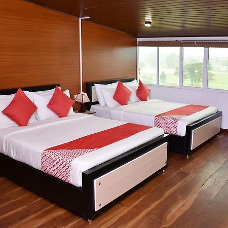 Oyo 430 The Turf Villa Νουβάρα Ελίγια Εξωτερικό φωτογραφία