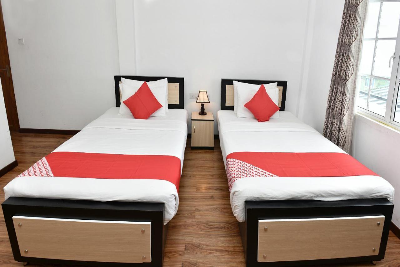 Oyo 430 The Turf Villa Νουβάρα Ελίγια Εξωτερικό φωτογραφία