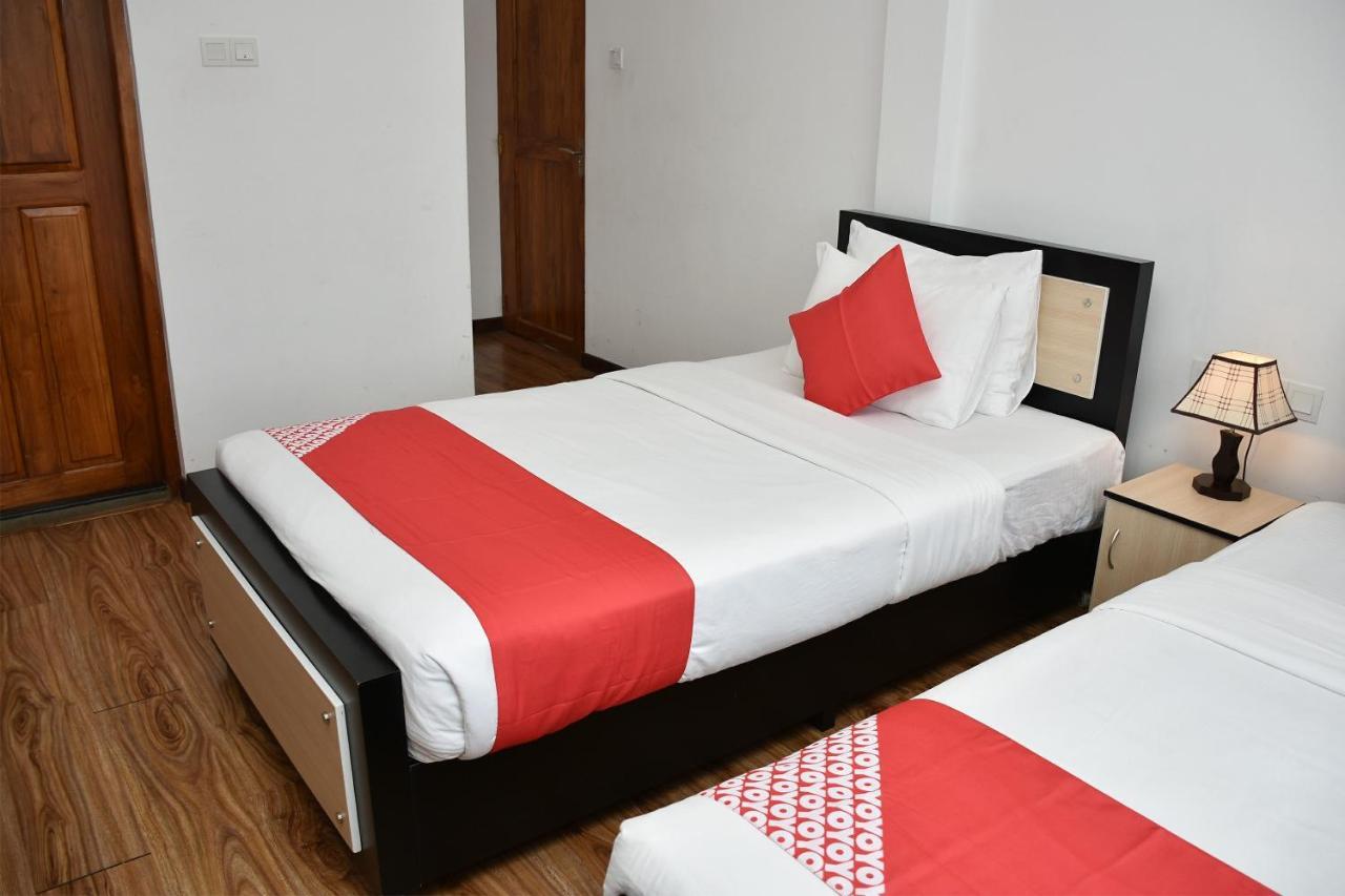 Oyo 430 The Turf Villa Νουβάρα Ελίγια Εξωτερικό φωτογραφία